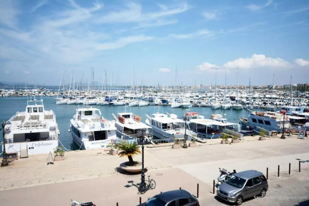 Piazza Civica, Centro Storico Appartamento Con Wi-Fi E Aria Condizionata Alghero